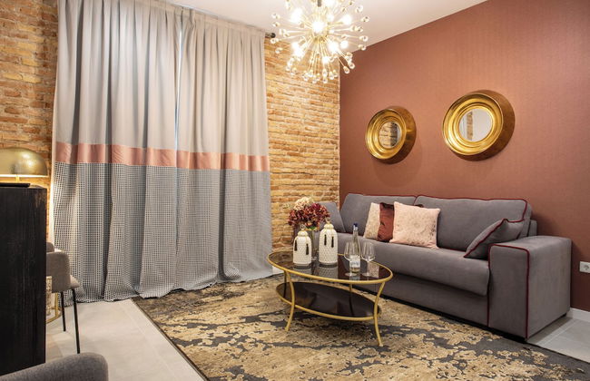 BIBO SUITES PLAZA NUEVA - Photo 47