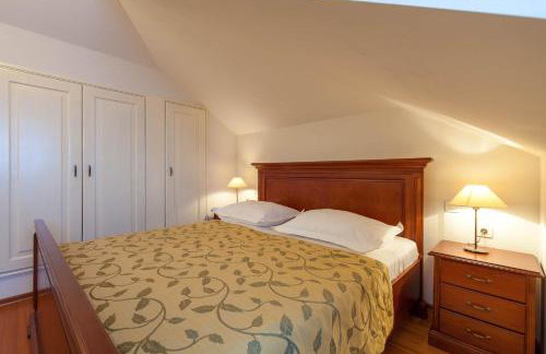 Your Family Oasis by the Sea Villa Mir Vami, heated pool - Photo 18