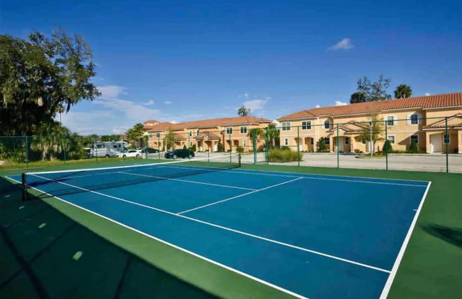 Private Hot Tub 3-bedroom 8 Miles From Disney - Photo 5