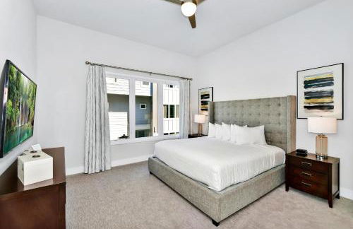 Contemporary Condo With Pool Table Near Disney With Resort & Waterpark Access - B27-212 - Foto 6