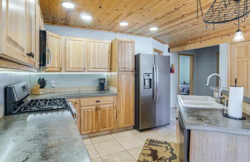 8 Mi to Staunton State Park Mtn-View Hideaway! - Photo 31