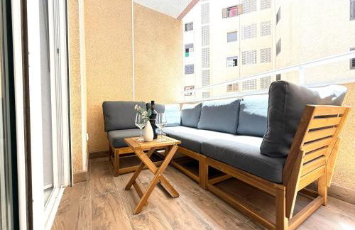 Sunset Beach Apartment - Playa del Cura, 10 meters to Beach, Sea View, Centrally Located, Los Locos - Foto 2