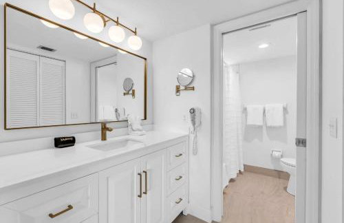 Deluxe Condo - Modern Furnishings and Great View - Foto 19