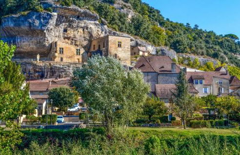Cozy Home In Montignac With Kitchenette - Foto 24