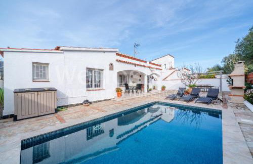 Belle Maison Roses, Mas Boscà 12 by Welhomy - Foto 1