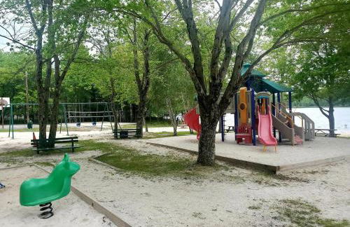 Hot Tub & Theater Haven-Lake and Ski Retreat - Foto 62