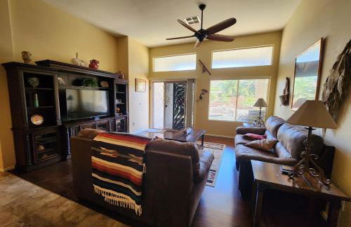 Oasis Villa With Pool, Putting Green & Pool Table - Photo 29