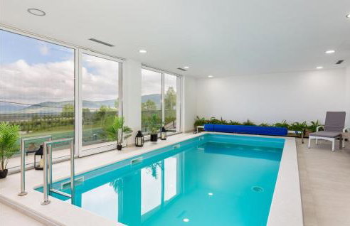 Nice Home In Udbina With Sauna - Photo 7