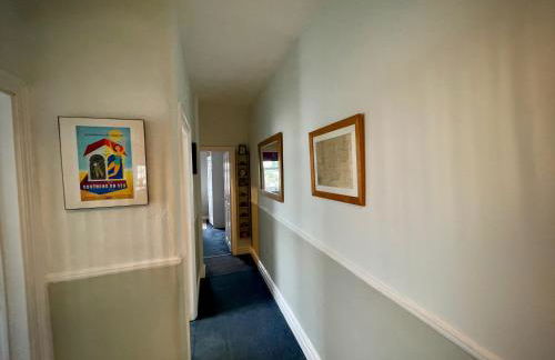Stylish and artistic flat in Southend on Sea - 2 Double Bedrooms, Free on-street parking - Foto 37