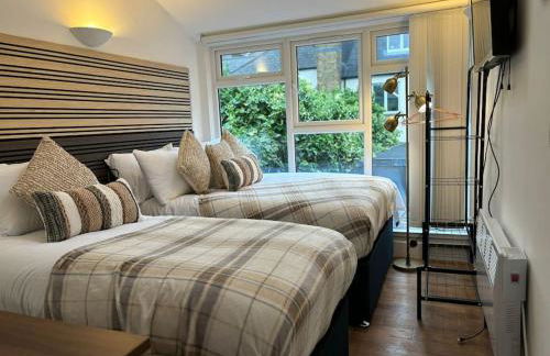 The Urban Retreat 4bdr sleep 14 - Foto 1