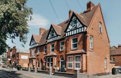 Victoria Apartments Tamworth - Photo 1