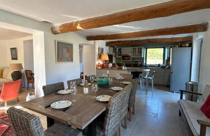 Le Mas des Grillons, mas rénové entièrement climatisé avec piscine et vue Ventoux - Foto 12