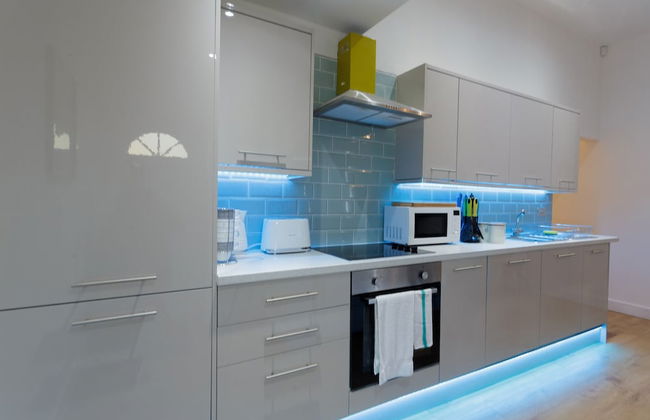 Live in Leeds Greenhill Bungalows - Photo 52