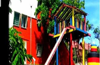 Vista para a lagoa - Enseada Azul, perto da Bacutia e Peracanga - Duas suítes Ar Condicionado - Varanda Gourmet - Lazer Completo, piscinas, quadras, sauna, pescaria, náutica, bar, restaurante, parques - Estacionamento e Portaria 24h - Foto 27