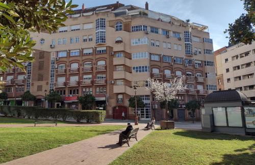 "El Balcon de Huelva" lujo en pleno centro - Foto 25