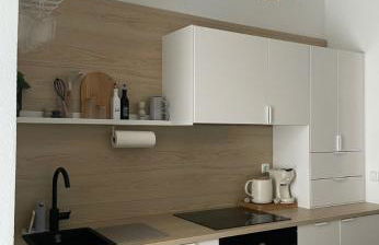 ApartNaest Radeberg - vollausgestattete 1 - bis 4-Zimmer Apartments l 24h Zugang per Code l Check-in Anleitung über Posteingang l Parkplatz auf Anfrage l Frühstück optional - Foto 12