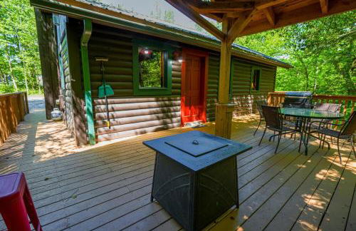 The Big Little Cabin - Hot Tub & Playground - Foto 20