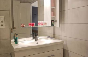 chez Émile côté face maison entière, 3 chambres, 2 salles de bains,jardin et terrasse - Foto 48