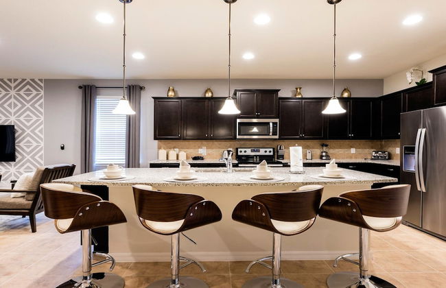 Special Rate Spacious Home With Private Pool! - Foto 13