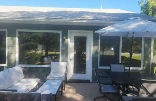 Happy Home - Cozy Retreat With Deck Near Downtown Carbondale - Foto 22