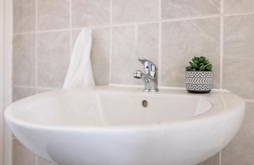 Columbia - Sleeps 5, WiFi, Parking, Netflix, Near Observatory - Foto 43