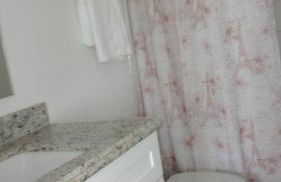 Modern 2 Bedroom All-En-Suite Near Downtown with EV Socket - Photo 27