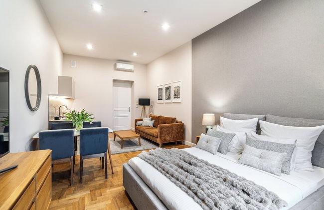 Venetian House Market Square Aparthotel - Photo 103