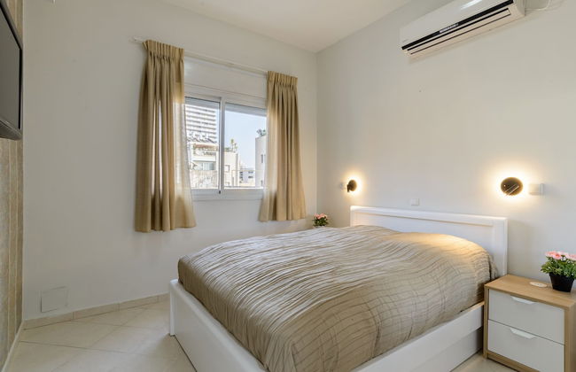 Sea Suites Apartments - Photo 67