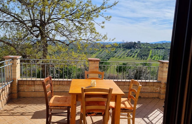 La Vigna di Ranco Ltd Num3353 - Foto 3