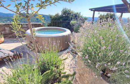 Amazing STUDIO CASA FERMEGLIA with private jacuzzie and perfect panoramic view - Foto 8