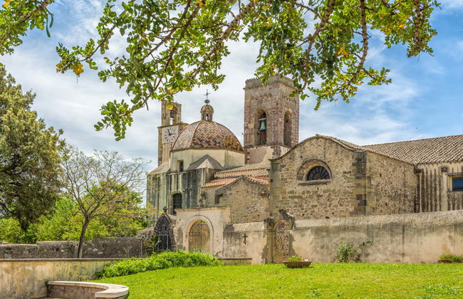 Su Nuraxi of Barumini & Domus de Janas Day Trip - Foto 5