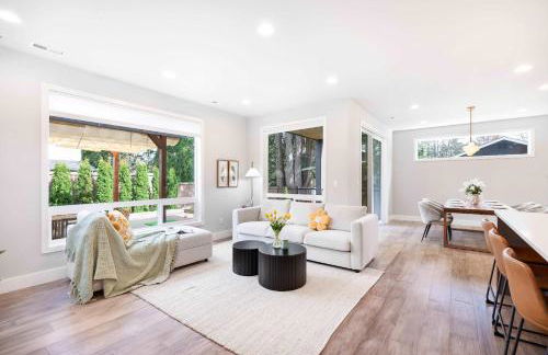 Modern 4BR Family Oasis - Treehouse Bunk &Game Room - Foto 11