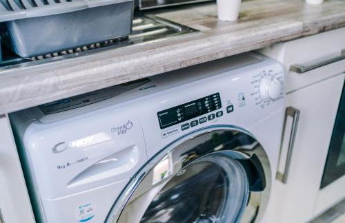 1BR & 2BR Apt -for CONTRACTORS- free PARKING close to EVERTON & ANFIELD stadium, Liverpool City Centre managed by Chique Properties Ltd - Foto 67