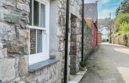 Custom Mews - Photo 46