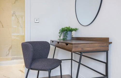 Stylish 2BR 2BA Flat in Gravesend Sleeps 4 - Foto 27