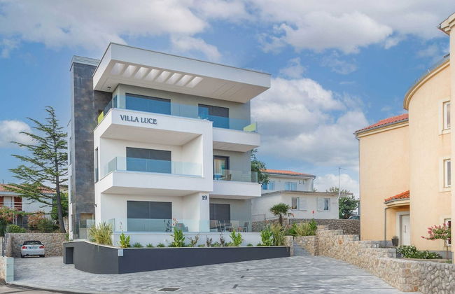 Luxury Beachfront Krk Apartments With Terrace - Photo 21