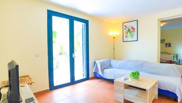 Tinas Apartment in Mparmpati - Foto 4, Habitación