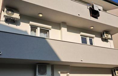 Apartments by the sea Igrane, Makarska - 10033 - Photo 2