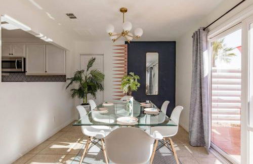 The Yorba Oasis w/Pool - Foto 12