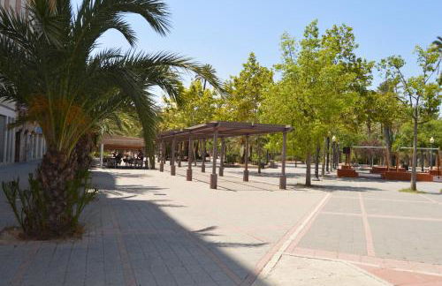 Avenida de Alicante en Elche con Wifi, Smart TV, Aire Acondicionado - Foto 33
