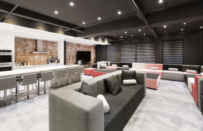 Holland Hotel by Simplissimmo - Photo 3