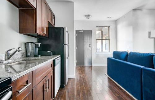 TWO CozySuites Charming Music Row Condos with parking - Foto 34