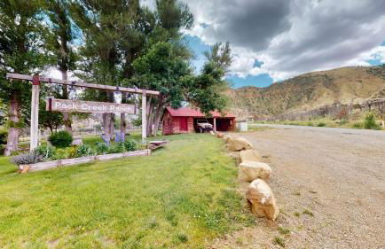 Pack Creek ~ Farm House - Photo 41