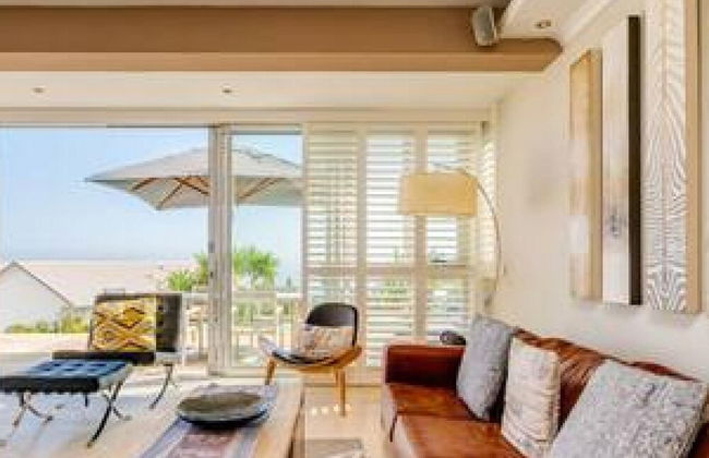 Secure Holiday Apartment w Private Pool Calico - Photo 45