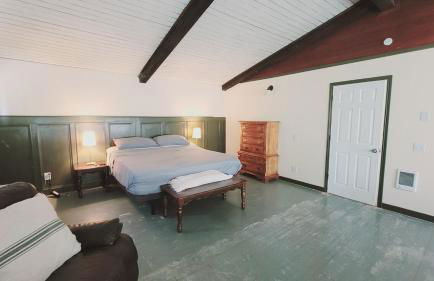 Riverside Home With a Rustic Charm - Foto 5