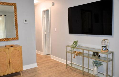 Balcony 2BR Apartment with Free Parking near Freedom Park & Brickell - Foto 13