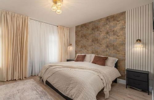 Connsbrook House- Stylish 2 Bed NITB approved close to city - Foto 1