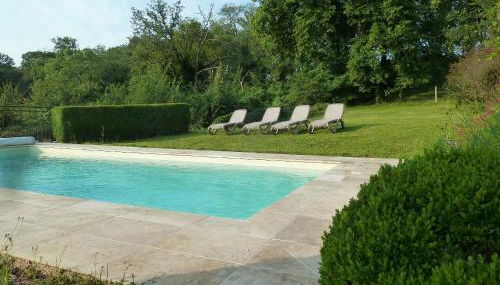 Maison indépendante avec Piscine privée proche Vallée Dordogne de Samedi à Samedi - Foto 3