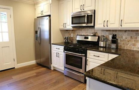 Classy 4 Bedroom 3 Bath Pool Home 3/4 Mile Walk To Disney - Foto 7