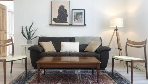 Elegant, Spacious Apartment in Historic Center of Tournon - Foto 2